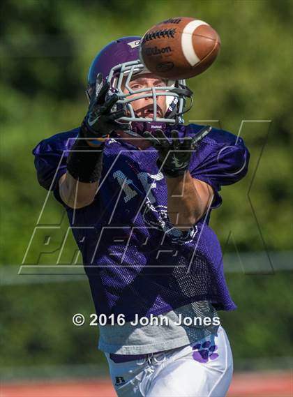 Thumbnail 1 in St. Peter's Prep vs Rumson-Fair Haven (Scrimmage) photogallery.