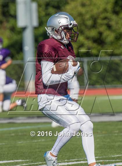 Thumbnail 2 in St. Peter's Prep vs Rumson-Fair Haven (Scrimmage) photogallery.