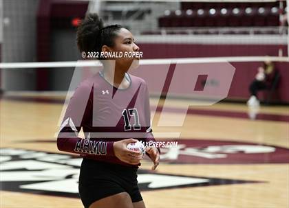 Thumbnail 1 in Sachse @ Wylie photogallery.