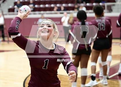 Thumbnail 1 in Sachse @ Wylie photogallery.