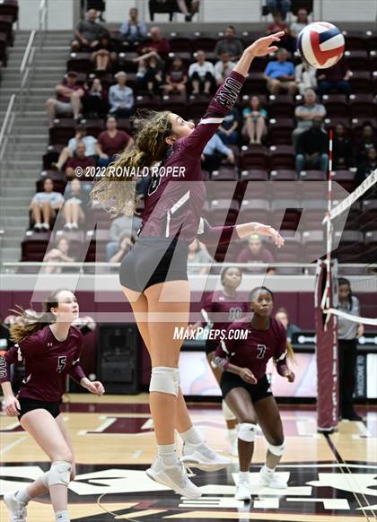 Thumbnail 3 in Sachse @ Wylie photogallery.