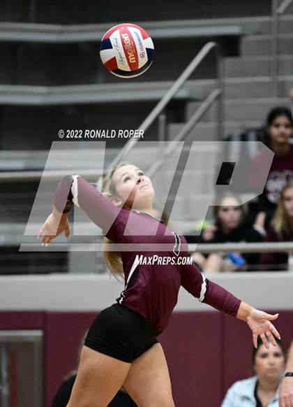 Thumbnail 1 in Sachse @ Wylie photogallery.