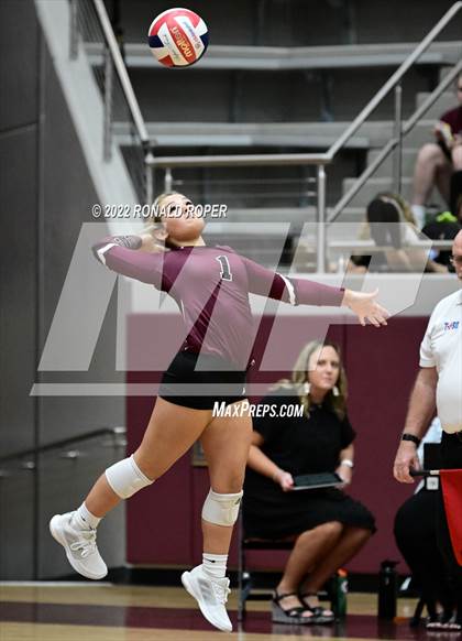Thumbnail 1 in Sachse @ Wylie photogallery.