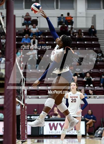 Thumbnail 1 in Sachse @ Wylie photogallery.