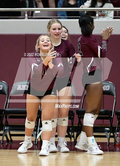 Thumbnail 1 in Sachse @ Wylie photogallery.