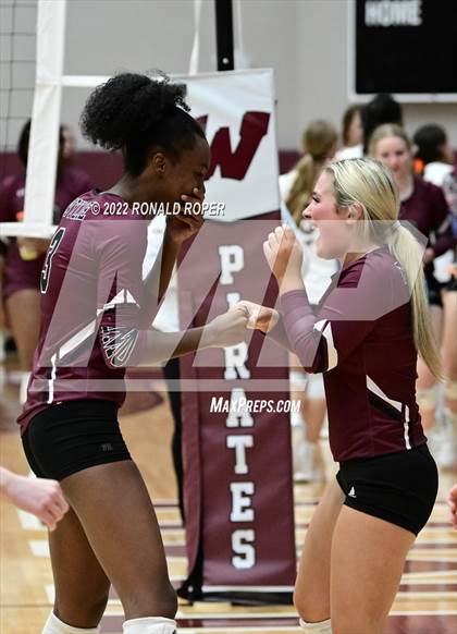 Thumbnail 1 in Sachse @ Wylie photogallery.