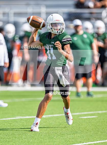 Thumbnail 1 in Kingwood Park vs. Galena Park (Scrimmage) photogallery.