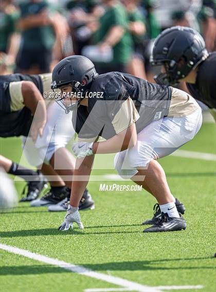 Thumbnail 1 in Kingwood Park vs. Galena Park (Scrimmage) photogallery.