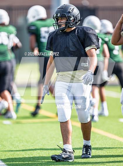 Thumbnail 3 in Kingwood Park vs. Galena Park (Scrimmage) photogallery.