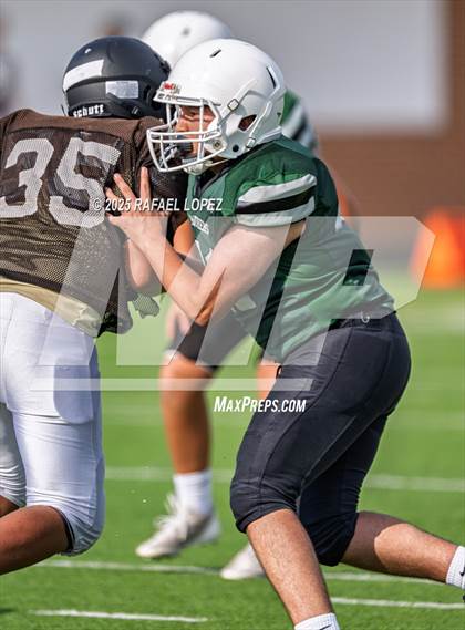 Thumbnail 2 in Kingwood Park vs. Galena Park (Scrimmage) photogallery.