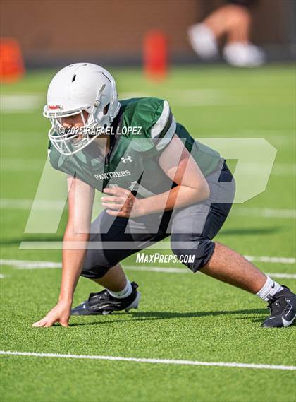 Thumbnail 1 in Kingwood Park vs. Galena Park (Scrimmage) photogallery.