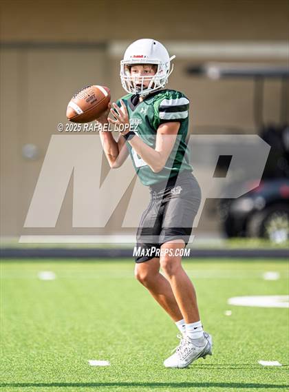 Thumbnail 2 in Kingwood Park vs. Galena Park (Scrimmage) photogallery.