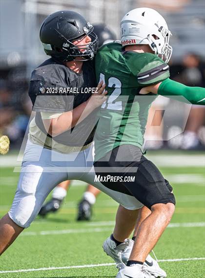 Thumbnail 3 in Kingwood Park vs. Galena Park (Scrimmage) photogallery.