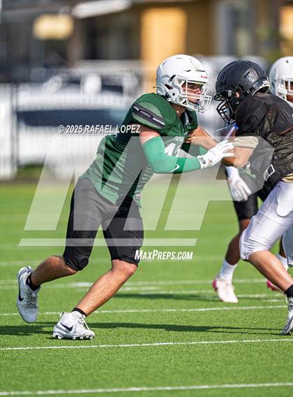Thumbnail 3 in Kingwood Park vs. Galena Park (Scrimmage) photogallery.