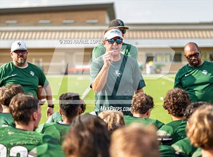 Thumbnail 3 in Kingwood Park vs. Galena Park (Scrimmage) photogallery.