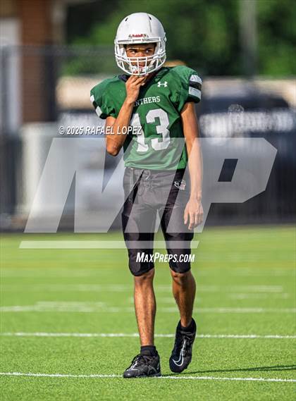 Thumbnail 2 in Kingwood Park vs. Galena Park (Scrimmage) photogallery.