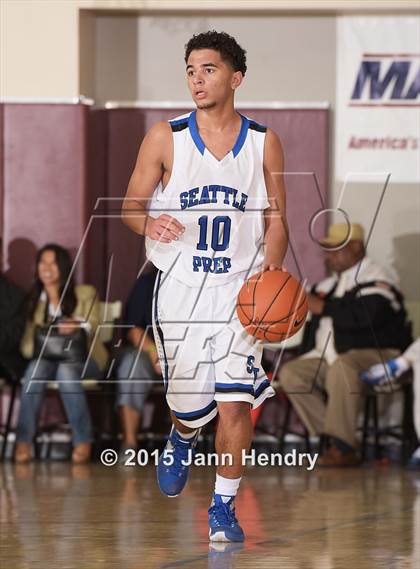 Thumbnail 3 in Santa Margarita @ Seattle Prep (MaxPreps Holiday Classic) photogallery.