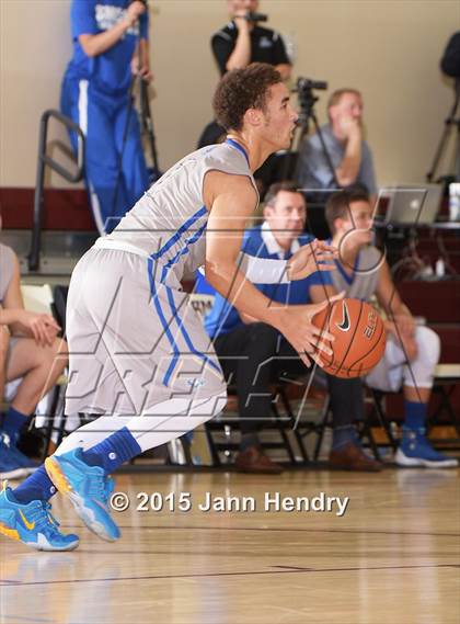 Thumbnail 2 in Santa Margarita @ Seattle Prep (MaxPreps Holiday Classic) photogallery.