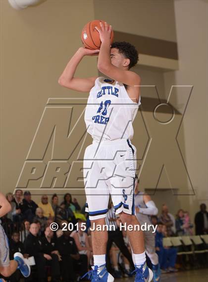 Thumbnail 1 in Santa Margarita @ Seattle Prep (MaxPreps Holiday Classic) photogallery.