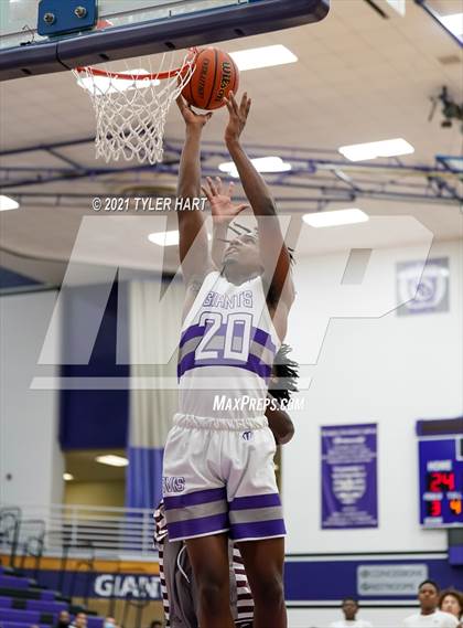 Thumbnail 3 in Lawrence Central @ Ben Davis photogallery.