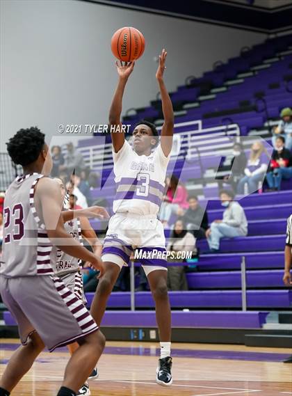 Thumbnail 3 in Lawrence Central @ Ben Davis photogallery.