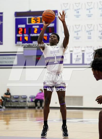 Thumbnail 3 in Lawrence Central @ Ben Davis photogallery.