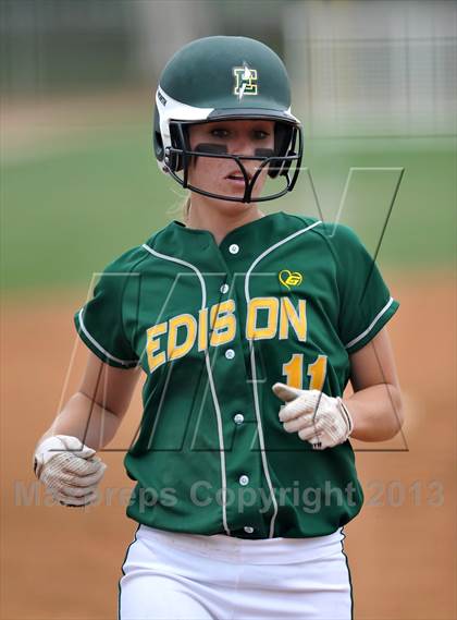Thumbnail 2 in Edison vs. Temescal Canyon (Woodbridge Tournament) photogallery.
