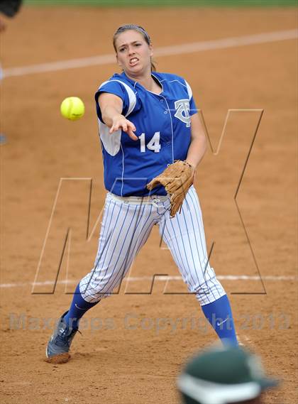 Thumbnail 3 in Edison vs. Temescal Canyon (Woodbridge Tournament) photogallery.