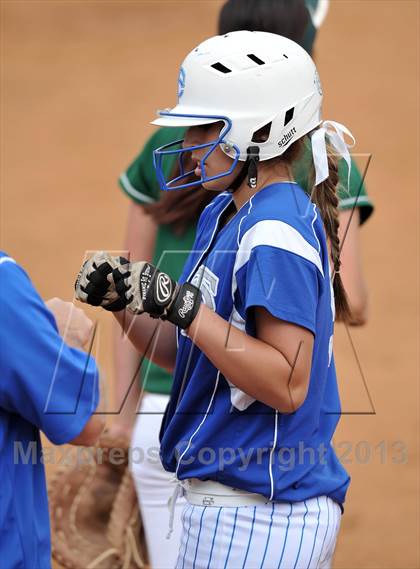 Thumbnail 2 in Edison vs. Temescal Canyon (Woodbridge Tournament) photogallery.