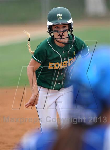 Thumbnail 1 in Edison vs. Temescal Canyon (Woodbridge Tournament) photogallery.