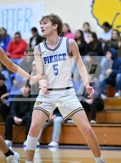 Thumbnail 3 in Williams vs. Pierce (Pierce Invitational) photogallery.