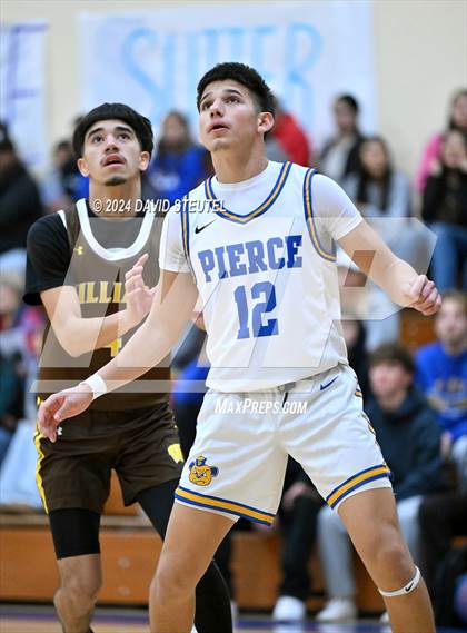 Thumbnail 3 in Williams vs. Pierce (Pierce Invitational) photogallery.