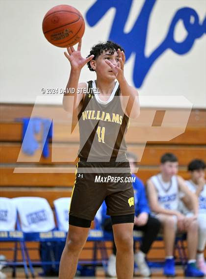 Thumbnail 1 in Williams vs. Pierce (Pierce Invitational) photogallery.
