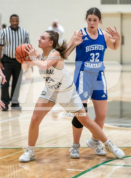 Thumbnail 3 in Indianapolis Bishop Chatard vs Cathedral (City Tournament Final) photogallery.