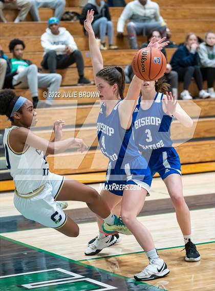Thumbnail 2 in Indianapolis Bishop Chatard vs Cathedral (City Tournament Final) photogallery.