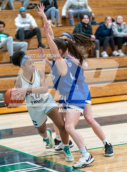 Thumbnail 1 in Indianapolis Bishop Chatard vs Cathedral (City Tournament Final) photogallery.