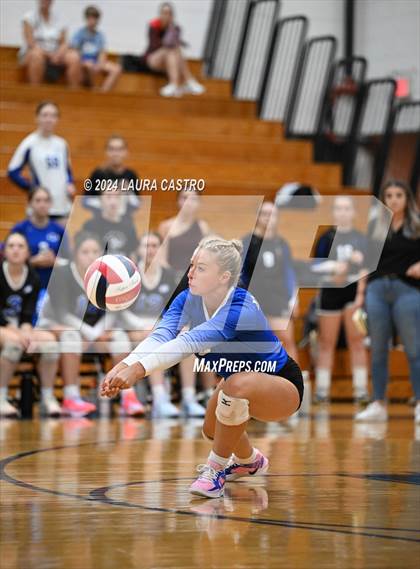 Thumbnail 3 in Beavercreek @ Miamisburg photogallery.
