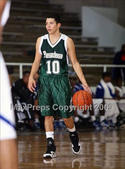 Thumbnail 3 in Pasadena vs DeKaney (McDonalds Texas Invitational) photogallery.