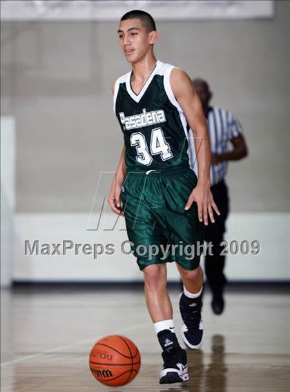 Thumbnail 3 in Pasadena vs DeKaney (McDonalds Texas Invitational) photogallery.