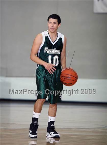 Thumbnail 2 in Pasadena vs DeKaney (McDonalds Texas Invitational) photogallery.
