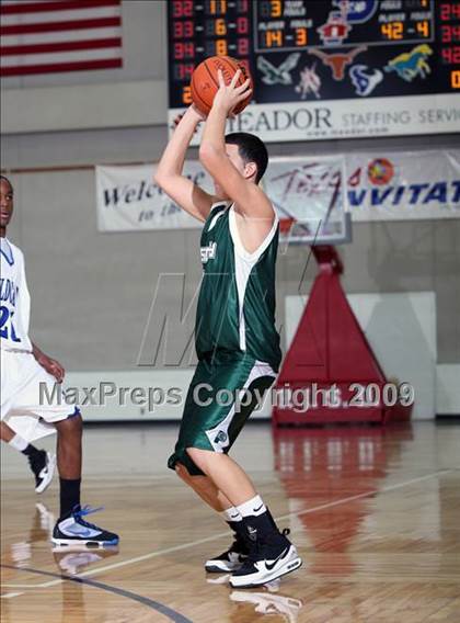 Thumbnail 1 in Pasadena vs DeKaney (McDonalds Texas Invitational) photogallery.