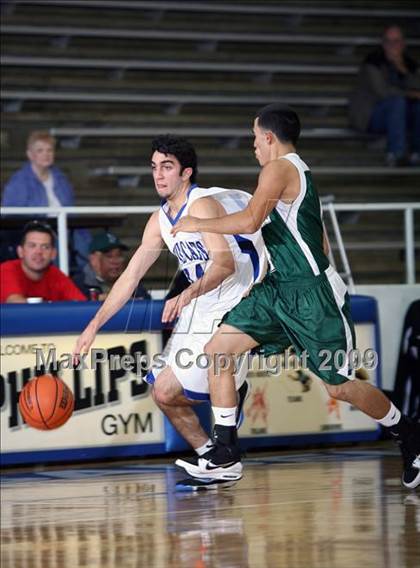 Thumbnail 3 in Pasadena vs DeKaney (McDonalds Texas Invitational) photogallery.