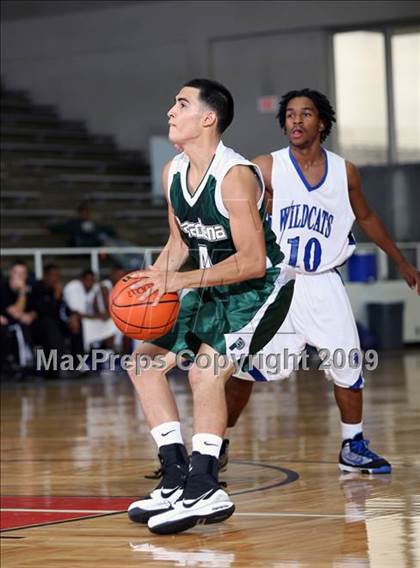 Thumbnail 1 in Pasadena vs DeKaney (McDonalds Texas Invitational) photogallery.
