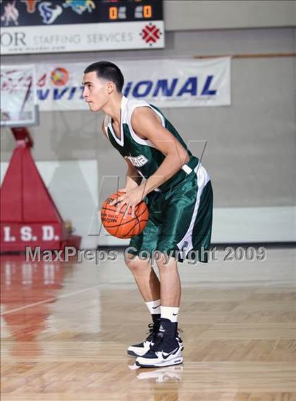 Thumbnail 1 in Pasadena vs DeKaney (McDonalds Texas Invitational) photogallery.