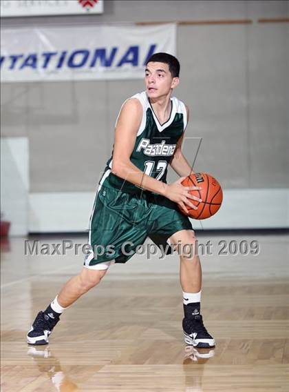 Thumbnail 2 in Pasadena vs DeKaney (McDonalds Texas Invitational) photogallery.