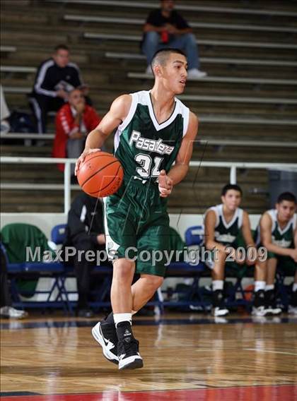 Thumbnail 3 in Pasadena vs DeKaney (McDonalds Texas Invitational) photogallery.