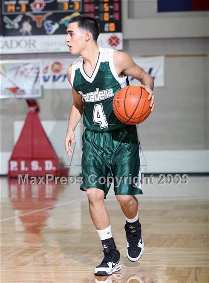 Thumbnail 2 in Pasadena vs DeKaney (McDonalds Texas Invitational) photogallery.