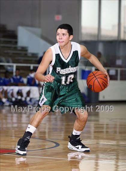 Thumbnail 3 in Pasadena vs DeKaney (McDonalds Texas Invitational) photogallery.