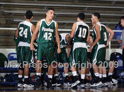 Thumbnail 2 in Pasadena vs DeKaney (McDonalds Texas Invitational) photogallery.