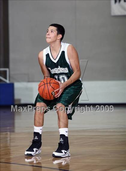 Thumbnail 3 in Pasadena vs DeKaney (McDonalds Texas Invitational) photogallery.